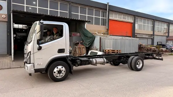 Otokar Atlas 9 XL · chassis modification