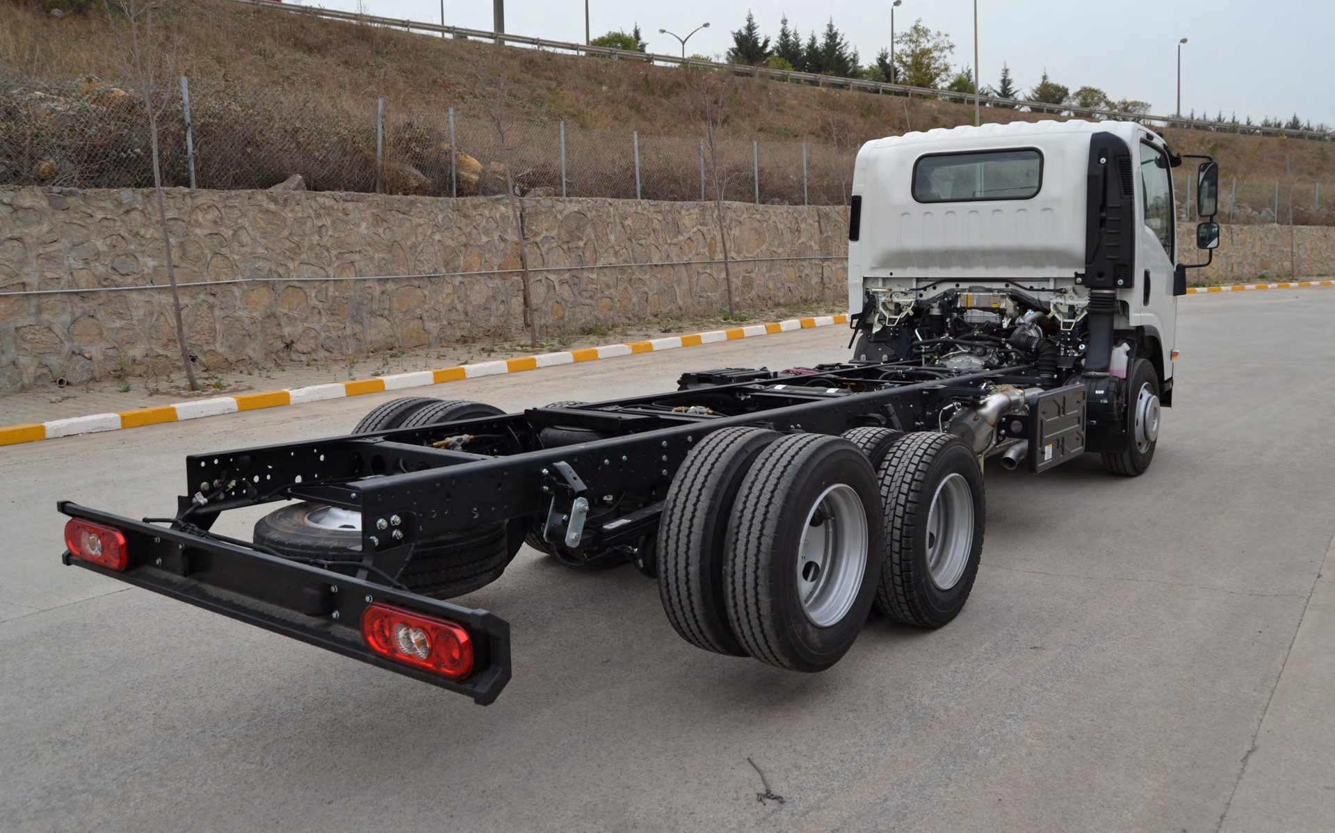 Isuzu NPR 3D uygulamaları 4